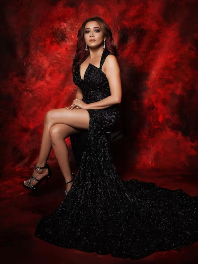 टीना दत्ता के इस लुक पर फैंस हार बैठे अपना दिल