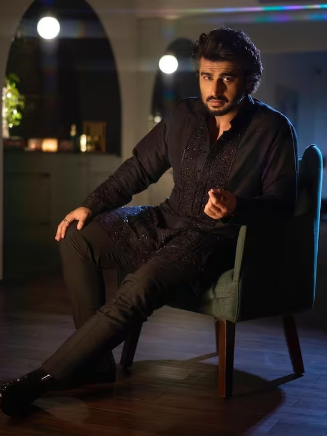 मुंबई में इस शानदार आलीशान घर में रहते है Arjun Kapoor