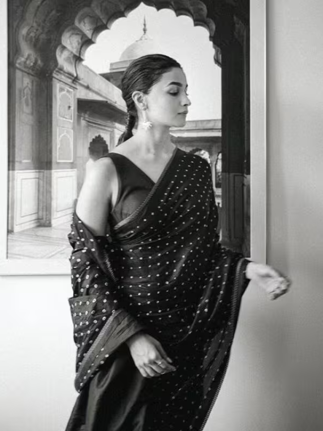 Alia Bhatt ने ब्लैक साड़ी में ढाया कहर
