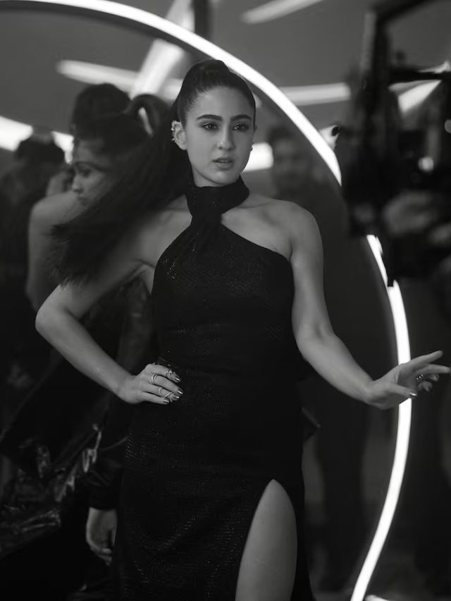 Sara Ali Khan ने ब्लैक एंड वाइट रेट्रो लुक में मचाया गदर