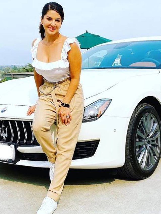 बारिश में बह गई Sunny Leone की 3 लग्जरी कारें