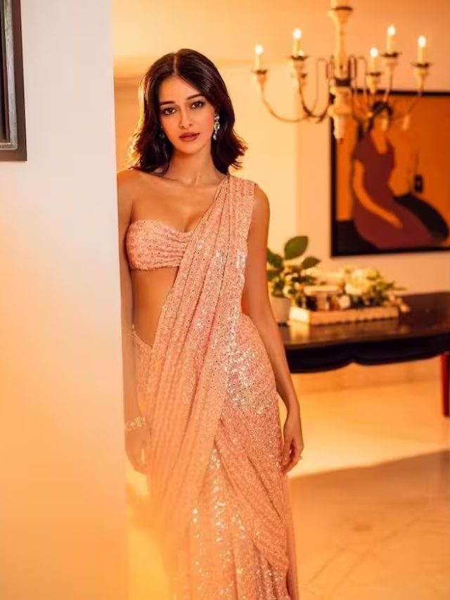 महंगी साड़ी में Ananya Panday ने बढ़ाई फैंस के दिलों की धड़कने
