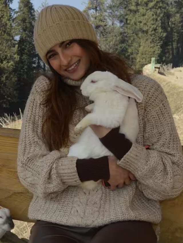 बर्फीली वादियों में मां श्वेता के साथ Palak Tiwari ने मचाया धमाल