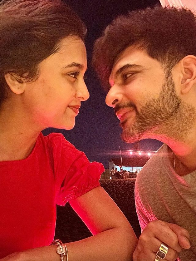 समंदर किनारे Tejasswi Prakash-Karan Kundrra का रोमांटिक वैलेंटाइन